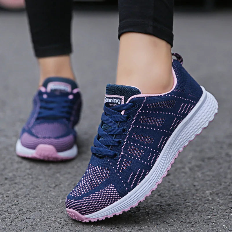 Women’s Fashion Mesh Sneakers – Breathable Flat Vulcanized Gym & Walking Shoes | سنيكرز نسائي شبكي أنيق – أحذية رياضية مسطحة قابلة للتهوية للمشي والتمارين
