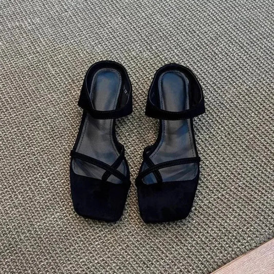 Women’s Vintage Square Toe Wedge Sandals – Simple Slip-On Summer Slippers with Toe Strap | صندل نسائي صيفي بكعب سميك ومقدمة مربعة – تصميم بسيط مع رباط إصبع بطابع كلاسيكي أنيق