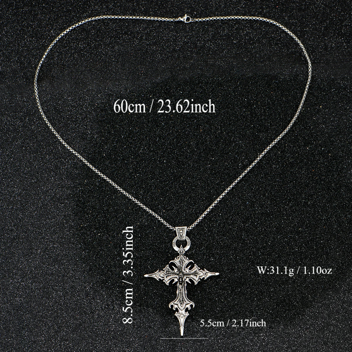 ✨ Retro Gothic Cross & Skull Pendant Necklace – Halloween Punk Style 🔷 قلادة بتصميم جمجمة وصليب مسماري ستايل قوطي عتيق – لإطلالة جريئة وهالوين