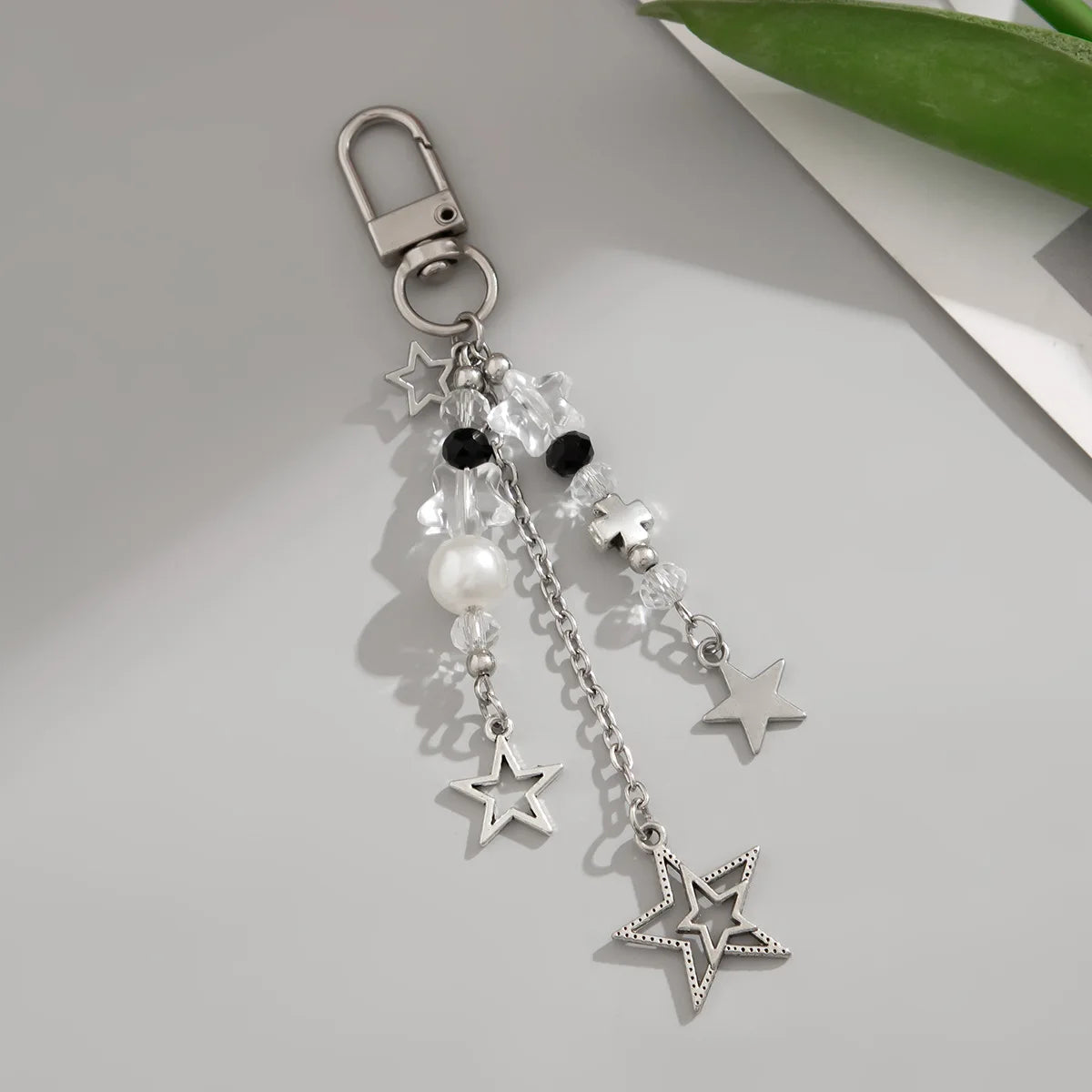 Y2K Flower, Star, Bow & Strawberry Pendant Keychain โ Acrylic Bag & Pants Chain Accessory for Girls & Students | ุณูุณูุฉ ู
ูุงุชูุญ Y2K ุจุชุนูููุงุช ุฒูุฑุ ูุฌู
ุฉุ ูููููุฉ ููุฑุงููุฉ โ ุฅูุณุณูุงุฑ ุฃูุฑูููู ุนุตุฑู ููุญูุงุฆุจ ูุงูุจูุงุทูู