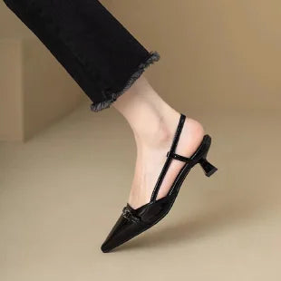 Women’s Satin Pointed-Toe Ankle Strap Pumps – Medium Stiletto Elegant Heels for Formal Events & Parties | كعب نسائي أنيق من الساتان بطرف مدبب ورباط على الكاحل – كعب متوسط رفيع للمناسبات الرسمية والحفلات