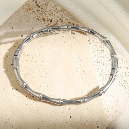 ✨ Bamboo Shape Stainless Steel Bracelet – Unisex Gold & Silver Smooth Finish 🔷 سوار أنيق بتصميم الخيزران من الستانلس ستيل – للنساء والرجال بلون ذهبي وفضي