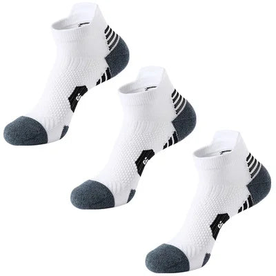 🧦 3-Pair Non-Slip Quick-Dry Sports Socks – Unisex Fitness & Running Training | 3 أزواج جوارب رياضية سريعة الجفاف – مانعة للانزلاق للرجال والنساء