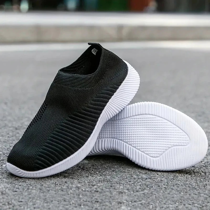 Women’s Breathable Mesh Sock Sneakers – Lightweight Woven Low-Top Running & Walking Shoes | سنيكرز نسائي شبكي بتصميم جورب – خفيفة الوزن ومنسوجة للمشي والجري والأداء الرياضي