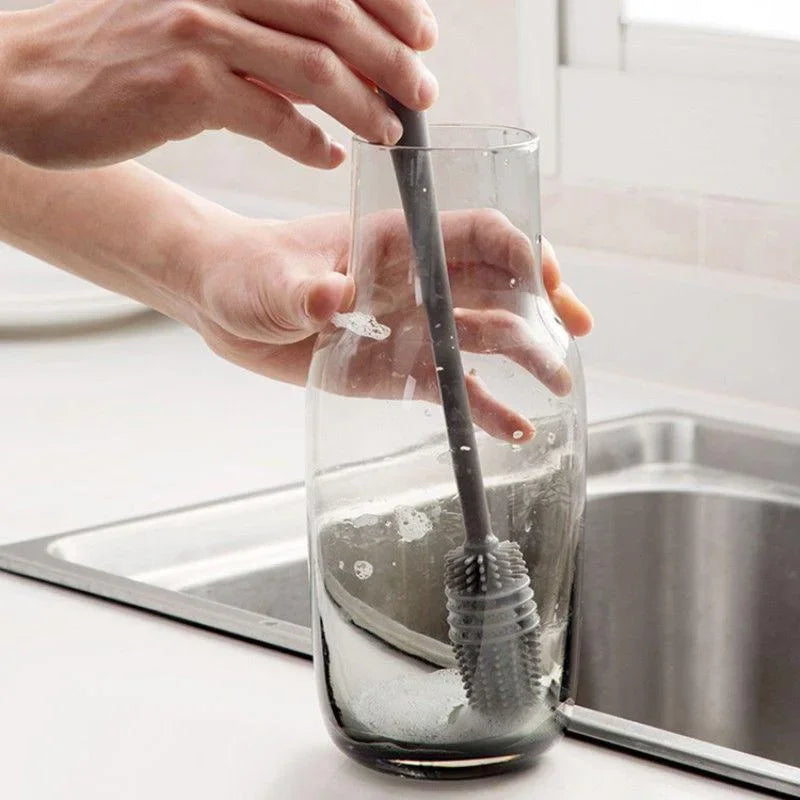 🧽 Silicone Bottle & Cup Cleaning Brush – Long Handle Scrubber for Kitchen & Glassware | فرشاة تنظيف السيليكون طويلة اليد – للأكواب والزجاجات وأدوات المطبخ