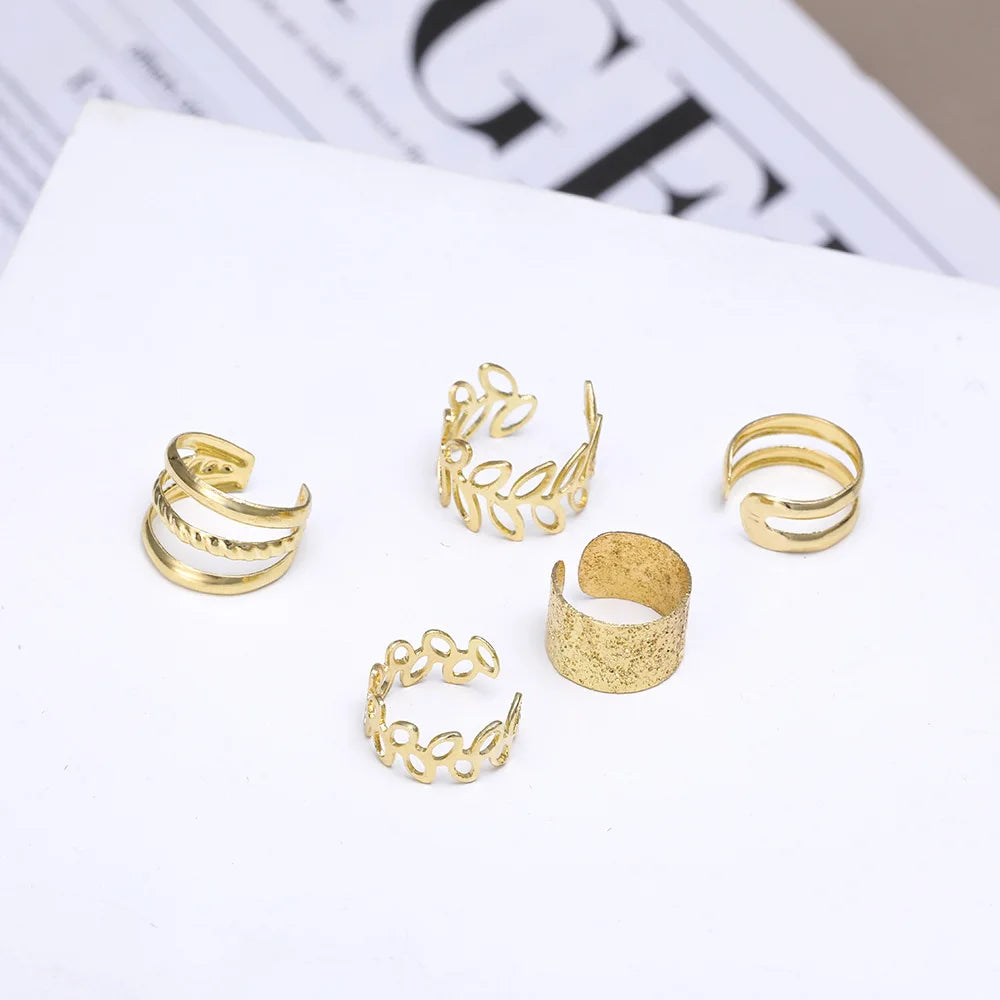 ✨ 5Pcs C-Shaped Ear Clip Set – No Piercing Minimalist Ear Cuff Accessories 🔷 طقم 5 قطع حلقات أذن على شكل C – بدون ثقب، تصميم بسيط أنيق للنساء