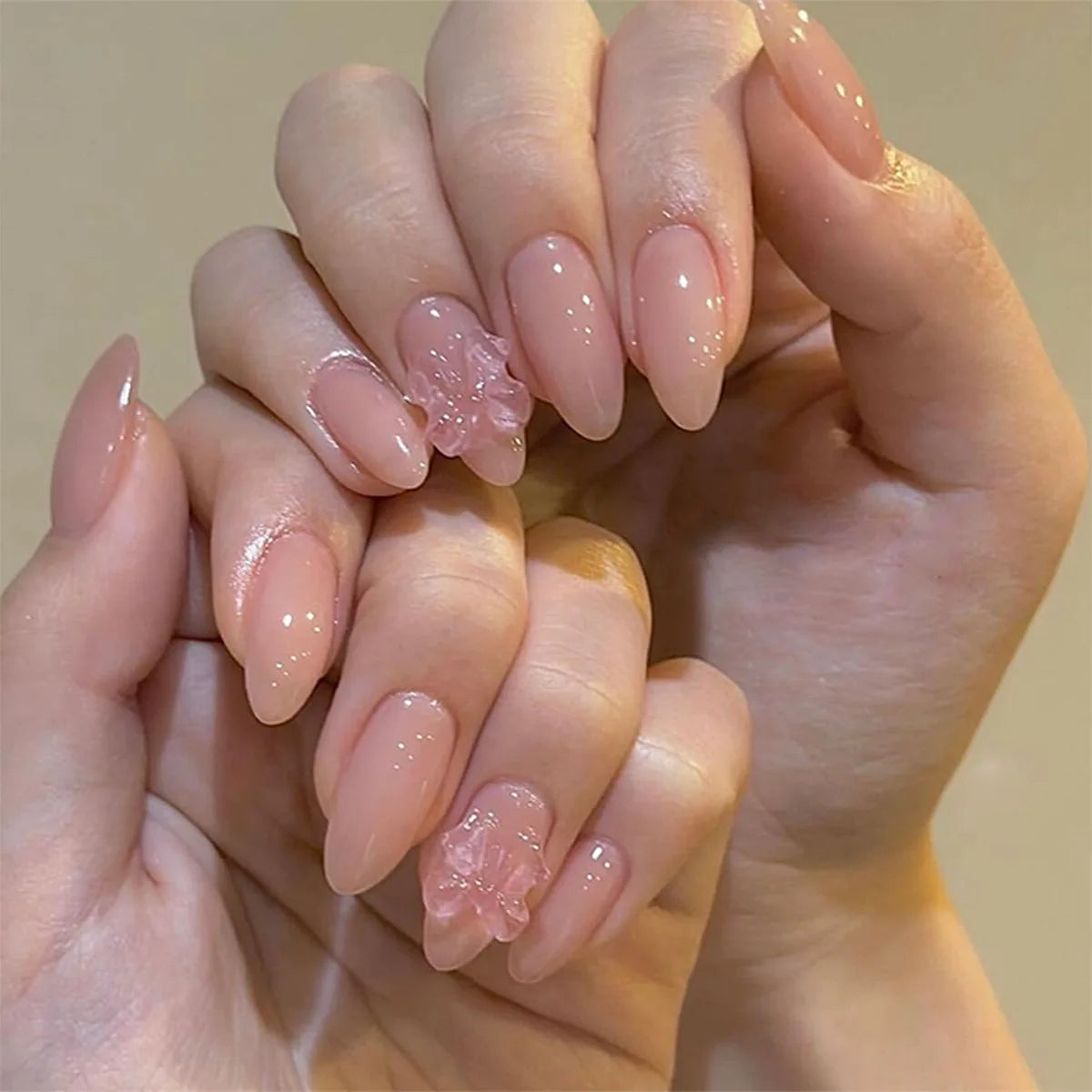 24pcs Sweet Detachable False Nails with Bowknots & Pearls – أظافر صناعية فاخرة قابلة للفك مزينة بفيونكات ولؤلؤ