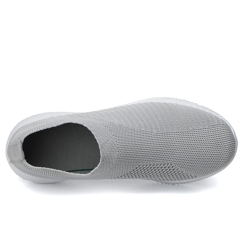 Women’s Vulcanized Slip-On Sneakers – High Quality Loafers, Plus Sizes Available | حذاء نسائي فلكنايزد بدون رباط – لوفزر أنيقة عالية الجودة، مقاسات كبيرة متوفرة