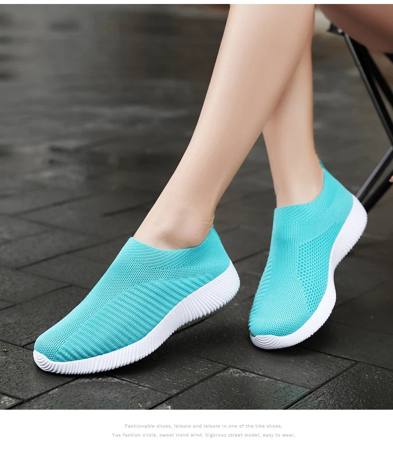 Women’s Vulcanized Slip-On Sneakers – High Quality Loafers, Plus Sizes Available | حذاء نسائي فلكنايزد بدون رباط – لوفزر أنيقة عالية الجودة، مقاسات كبيرة متوفرة