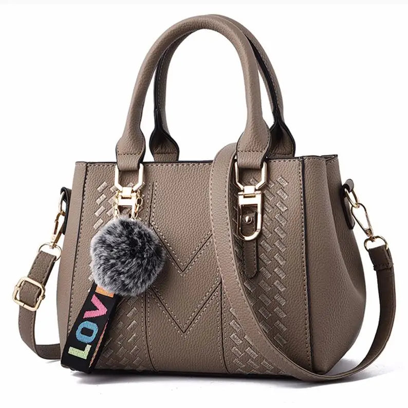 👜 Embroidery Messenger Bags Women Leather Handbags - حقيبة كتف نسائية مطرزة جلدية مع كُرة زينة أنيقة
