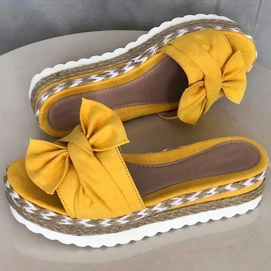 Women’s Wedge Heel Sandals – Elegant Flower Platform Summer Slippers | صندل نسائي بكعب عريض – شباشب صيفية أنيقة بنعل مرتفع وزهرة