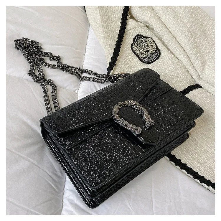 Women's Crocodile Embossed Square Shoulder Bag – Elegant & Trendy for Daily Use | حقيبة كتف نسائية بنقشة جلد التمساح – أنيقة وعصرية للاستخدام اليومي
