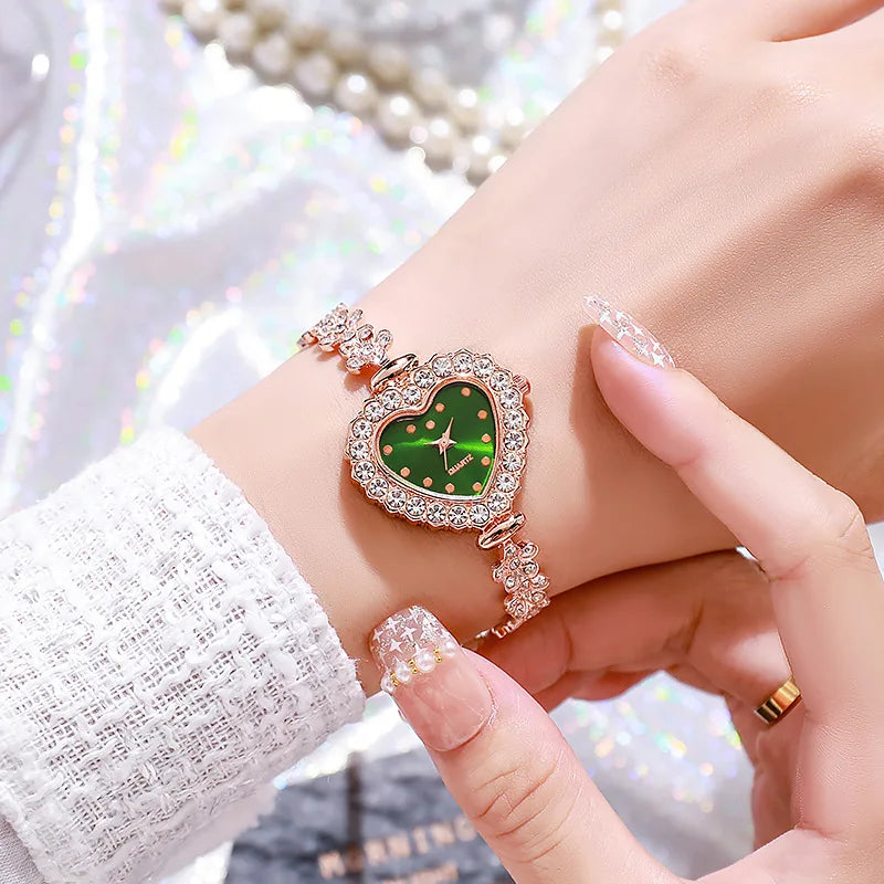 Ladies' Fashion And Exquisite Heart-Shaped Dial Quartz Watch for Women(Without Box)