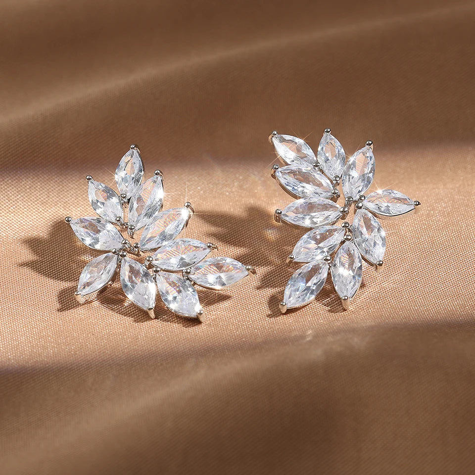 ZAKOL Sliver Color Shining Cubic Zirconia Leaf CZ Pendant Necklace Earrings Set for Women Exquisite Luxury Jewelry Set Gift