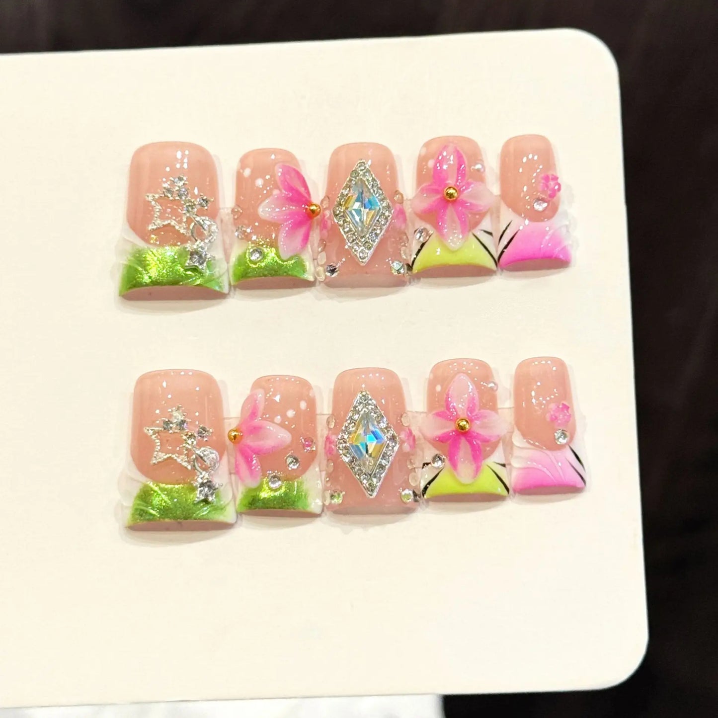 10Pcs Summer Sweet Girl Cherry Fake Nail Art Full Cover Butterfly Rhinestone 3D Stick on Nails French Duckbill Wearable Manicure