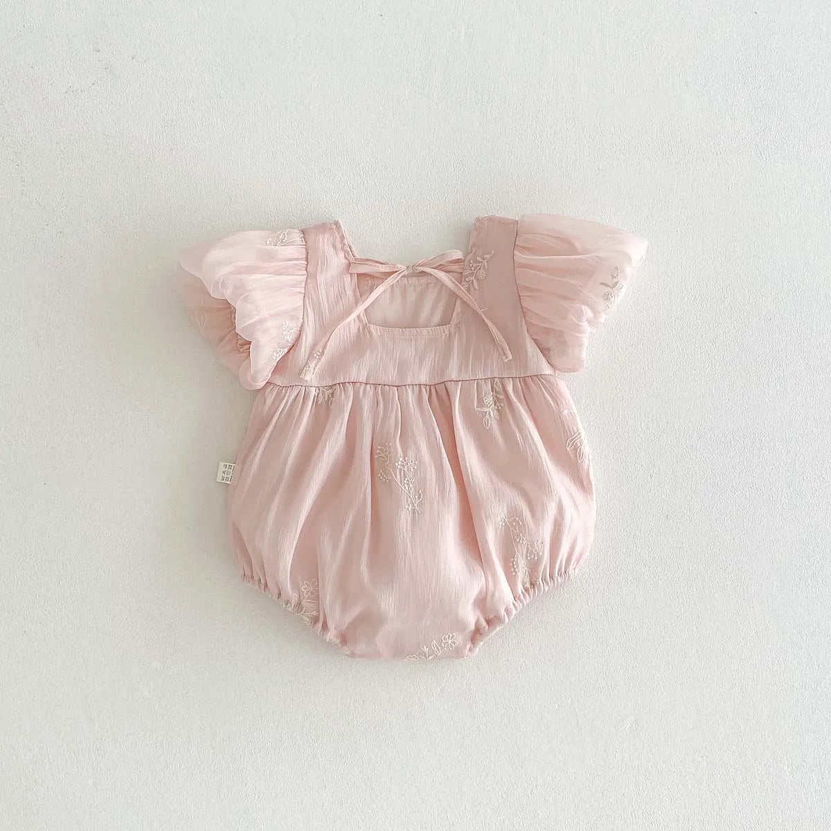Summer new baby girl jumpsuit cute bubble sleeve embroidered cotton jumpsuit, comfortable children's clothing suitable for 0-2 y