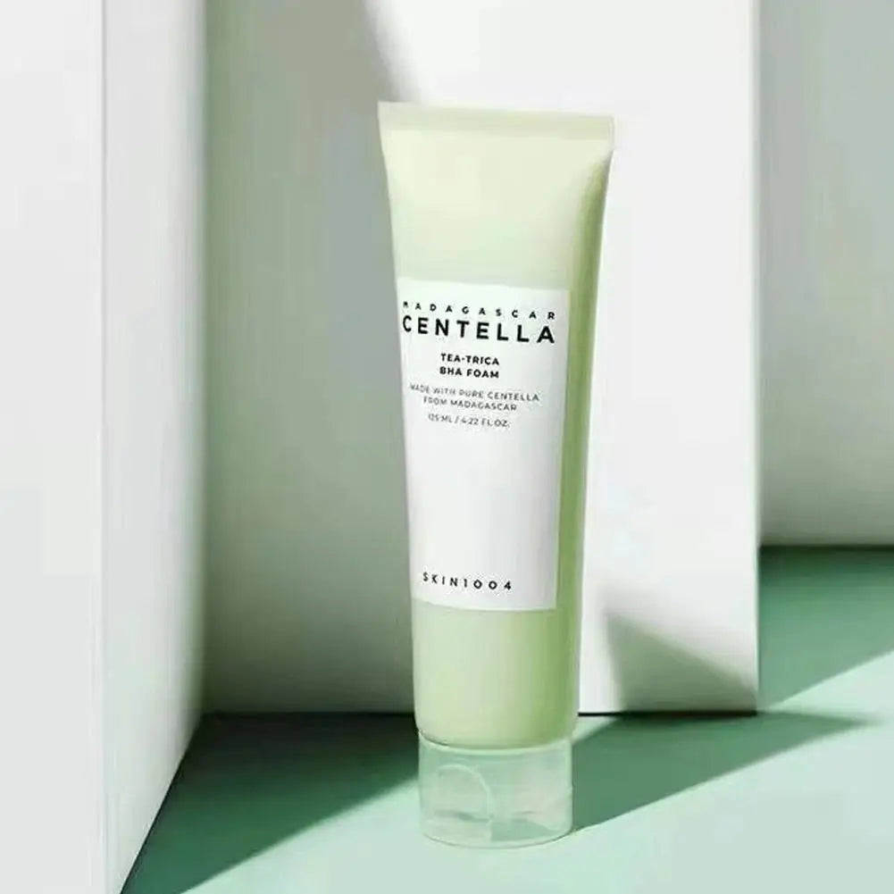 Skin1004 Himalayan Salt Centella Asiatica Cleanser Deep Cleansing Foam Removes Impurities Gentle Refreshing Facial Cleanser