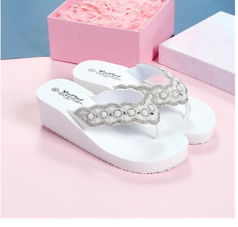 2025 Women Beach Flip Flops Summer Wedges Shoes Bling Rhinestone Soft EVA Girls Home Street Slippers Mid-heel Fashion Sandals