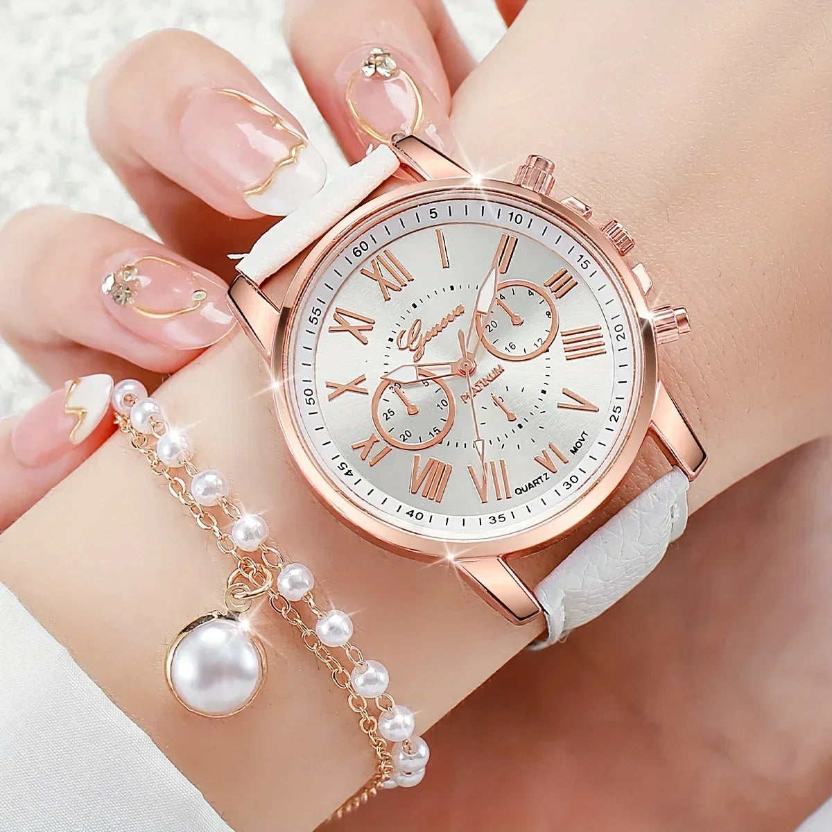 5pcs/set Women's Watch Casual Round Pointer Quartz Watch PU Leather Wrist Watch & Faux Pearl Jewelry Set, Gift For Mom Her