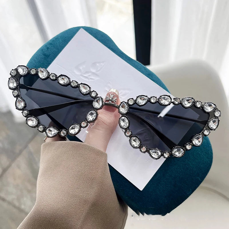 2025 Luxury Diamond Cat Eye Sunglasses – Women’s Trendy Party Shades