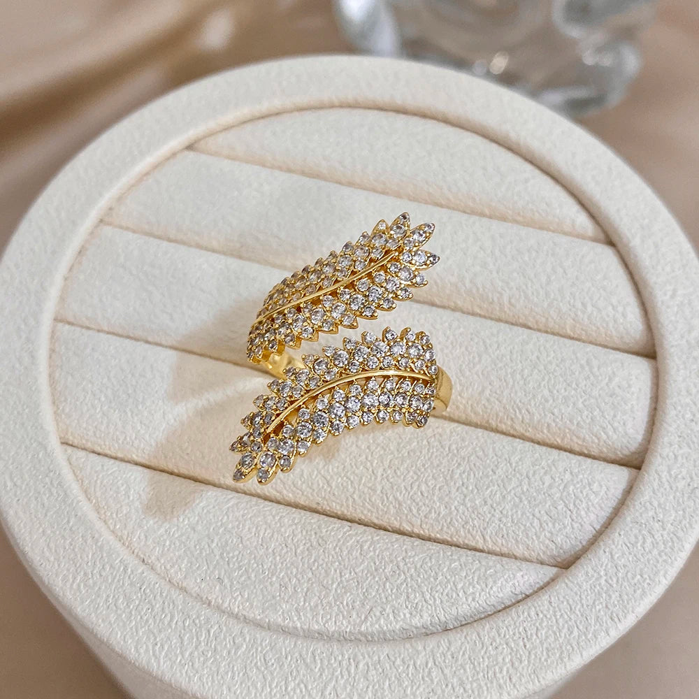 Luxury Elegant Golden Sparkling Micro Zirconia Double Leaf Rings Statement Copper Alloy Jewelry Stackable Valentine's Day Gift