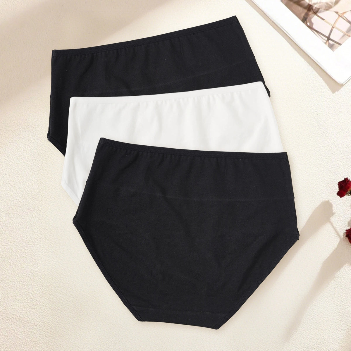 3PCS Soft Breathable Cotton Women's Briefs High Rise Letter Logo Panties Skin-Friendly Daily Ladies Underwear Black White Set