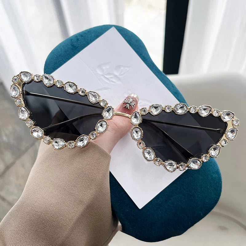 2025 Luxury Diamond Cat Eye Sunglasses – Women’s Trendy Party Shades