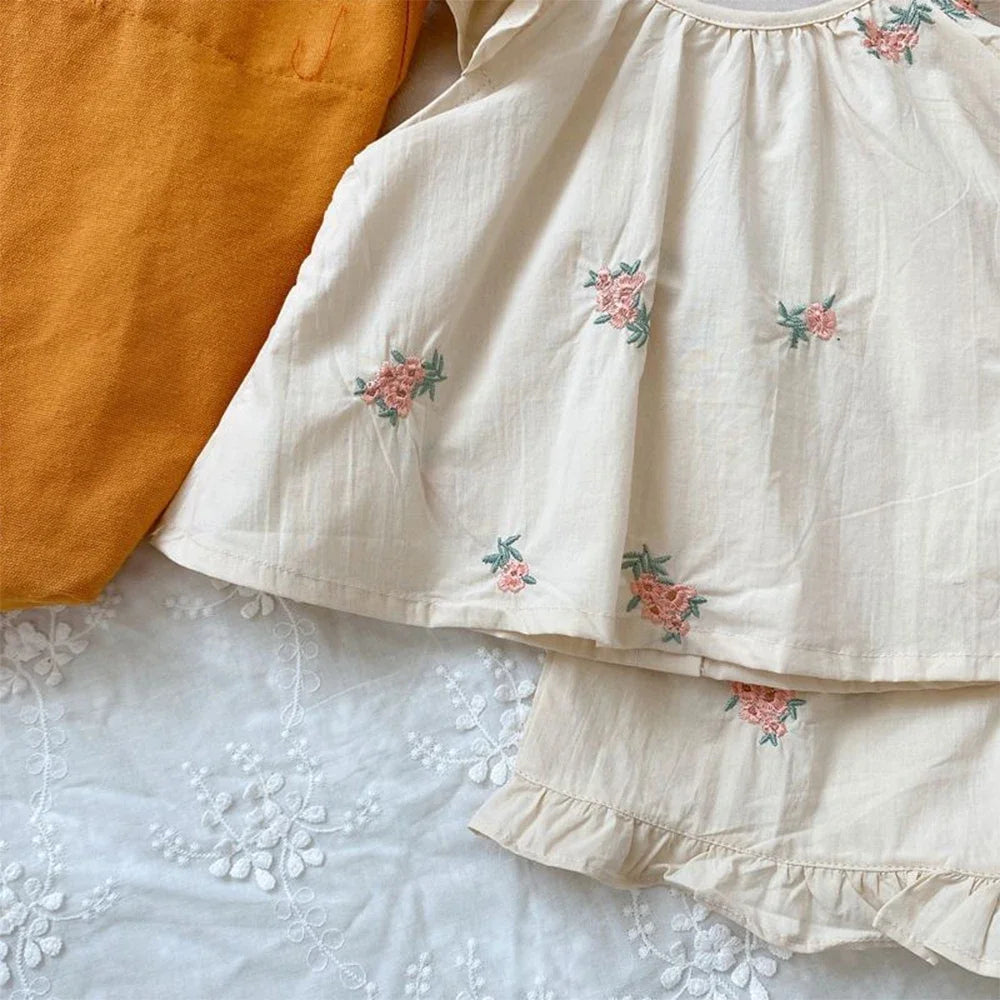 Girls' Summer Fashion Set Children's Flower Print Flying Sleeve Top+Shorts Two Piece Cute Little Girl Refreshing Set