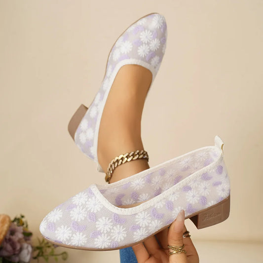 ✨ 2025 Mary Jane Lace Cutout Flats – Low Heel Casual Spring/Summer Shoes 🔷 أحذية ماري جين دانتيل بفتحات تهوية – كعب منخفض وأسلوب أنيق لفصلي الربيع والصيف