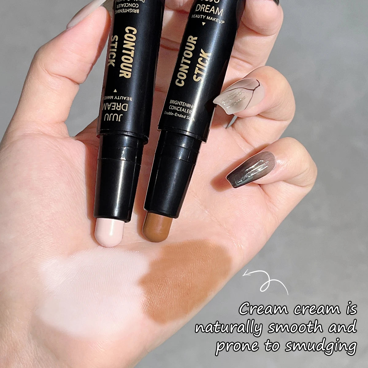 ✨ Dual-Ended Highlight & Contour Stick – 3D Face Shaping & Nose Shadow 🔷 قلم هايلايتر وكونتور مزدوج الأطراف – لتحديد الوجه وتفتيح الملامح بدقة ثلاثية الأبعاد