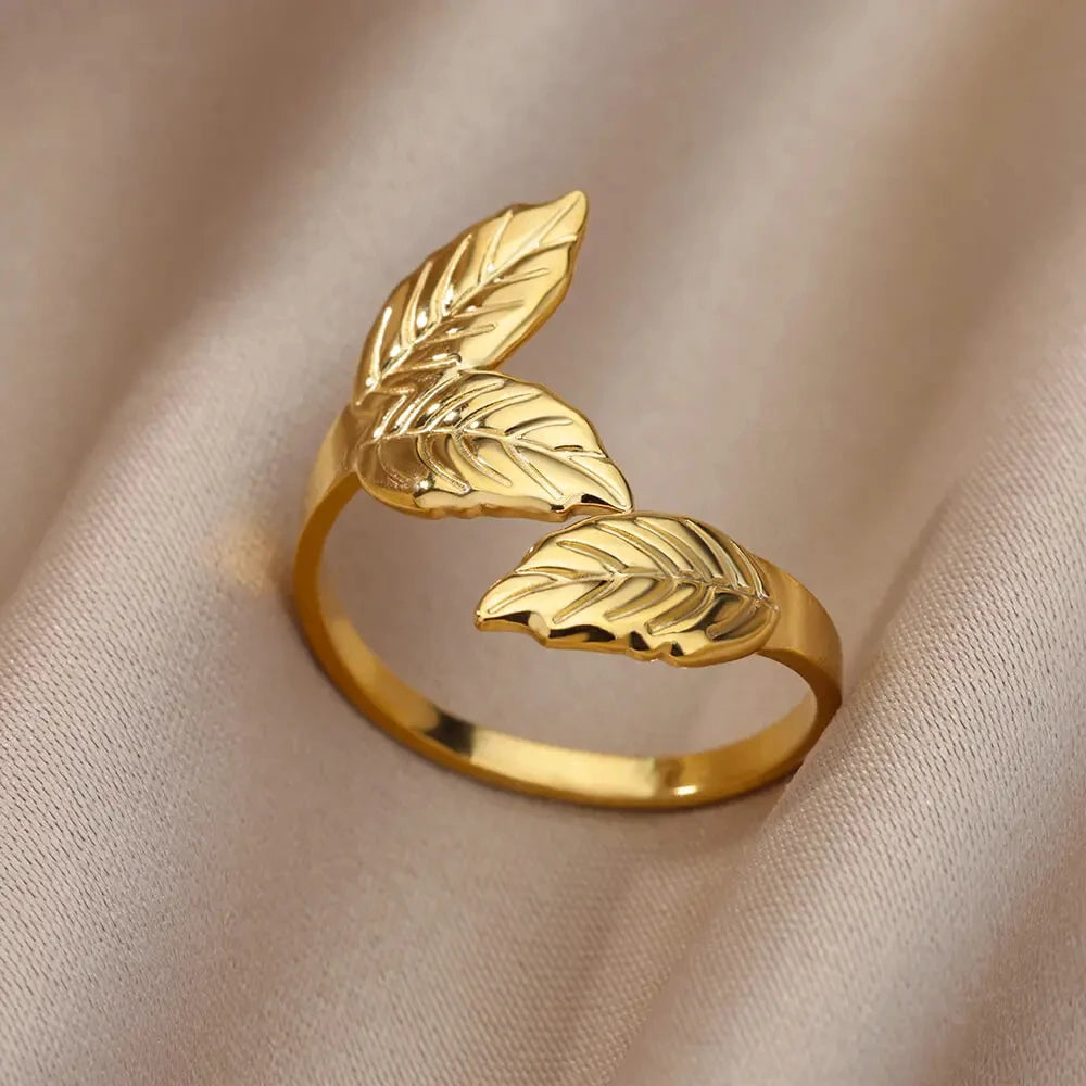 โจ 316L Stainless Steel Gold Rings โ Classic Wedding & Couple Jewelry ๐ท ุฎูุงุชู
ุณุชุงููุณ ุณุชูู 316L ุจููู ุฐูุจู โ ุชุตู
ูู
ูุงุฎุฑ ูููุงุณููู ููุฒูุงู