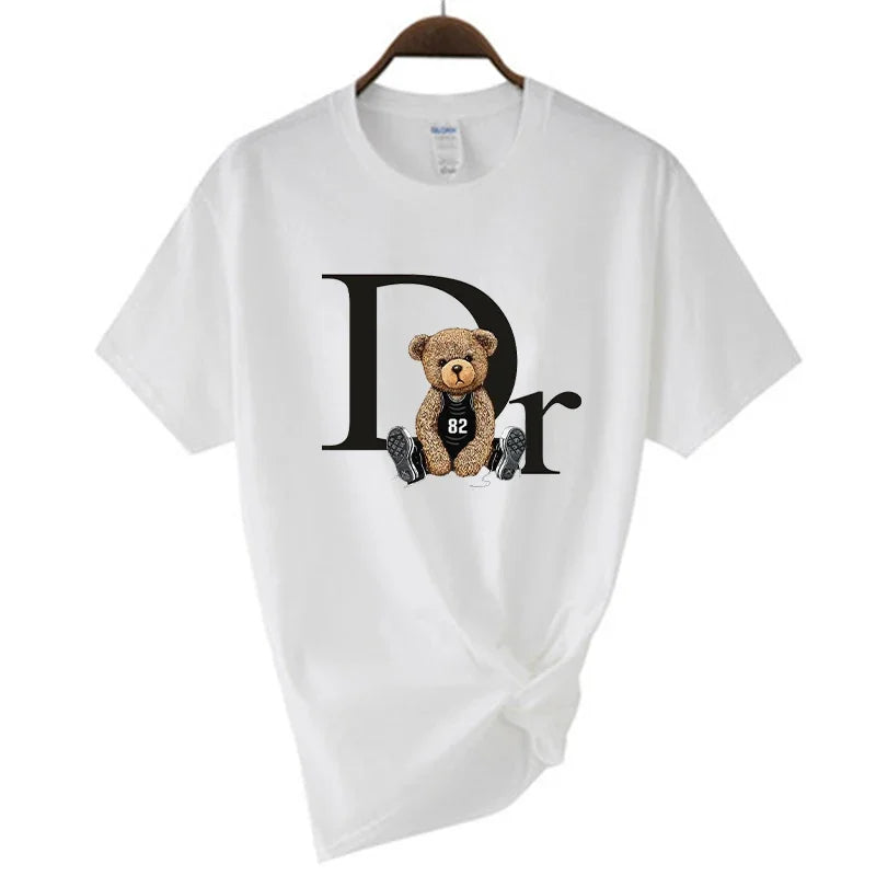 💎 Luxury Bear Print Women’s T-Shirt 🐻 – Cute Summer Graphic Tee for Casual Fashion | تيشيرت نسائي فاخر بطبعة دب لطيف – تصميم صيفي كاجوال برسمة كرتونية