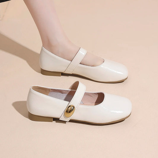 👠 Retro French Slip-On Elegant Flats – Lightweight Pointed Toe Shoes for Women | كعب نسائي مسطح أنيق بأسلوب فرنسي – سهل اللبس وخفيف – مقدمة مدببة