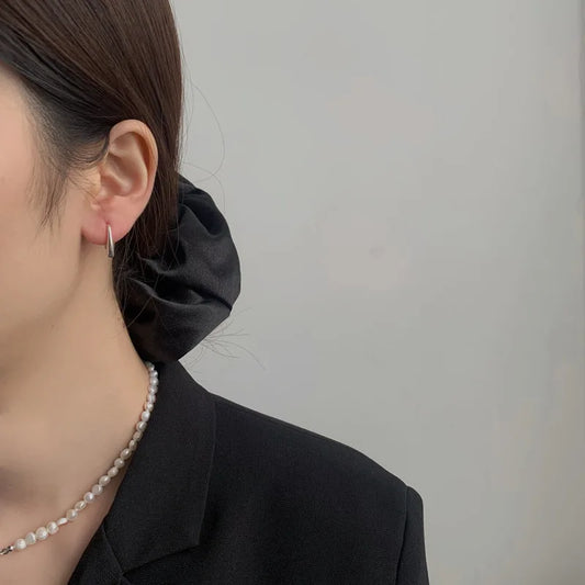 💧 Elegant Water Drop Stud Earrings for Women | أقراط نسائية بشكل قطرة ماء – تصميم أنيق وناعم