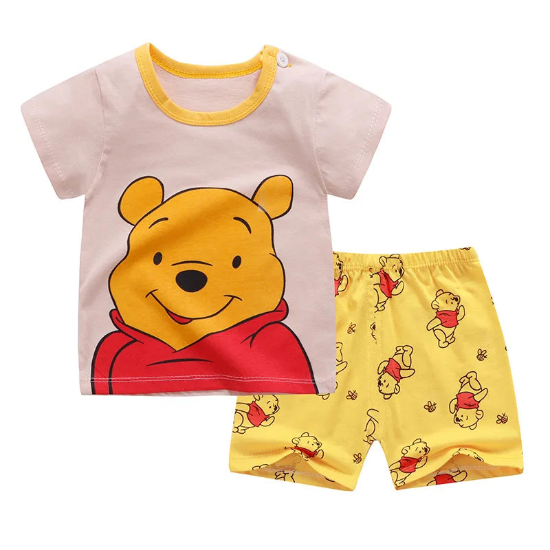 🧸 Winnie the Pooh Summer Kids Set – Cartoon T-shirt + Shorts 2Pcs Outfit | طقم صيفي للأطفال ويني ذا بوه – تيشيرت كرتوني + شورت قطعتين