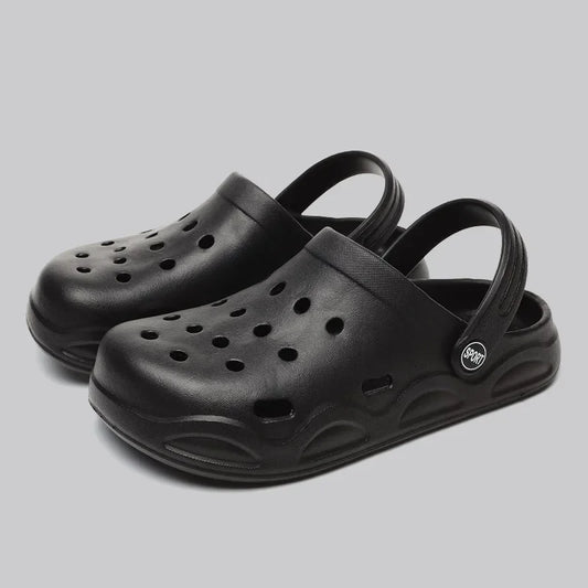 Unisex Summer Hole Sandals – Lightweight Waterproof Beach Clogs for Couples | صنادل صيفية مخرمة للرجال والنساء – خفيفة ومقاومة للماء مناسبة للأزواج على الشاطئ