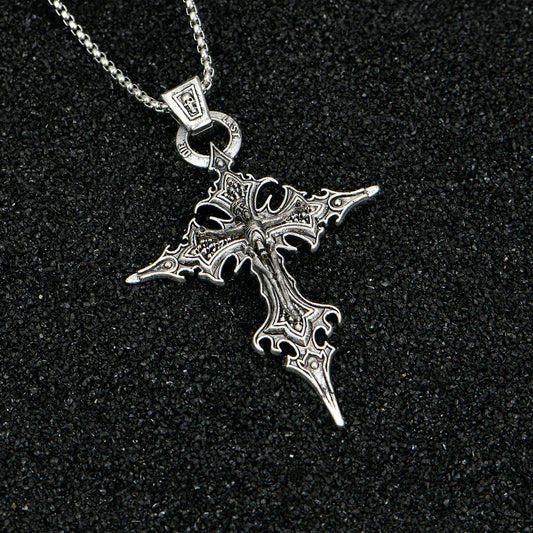 ✨ Retro Gothic Cross & Skull Pendant Necklace – Halloween Punk Style 🔷 قلادة بتصميم جمجمة وصليب مسماري ستايل قوطي عتيق – لإطلالة جريئة وهالوين