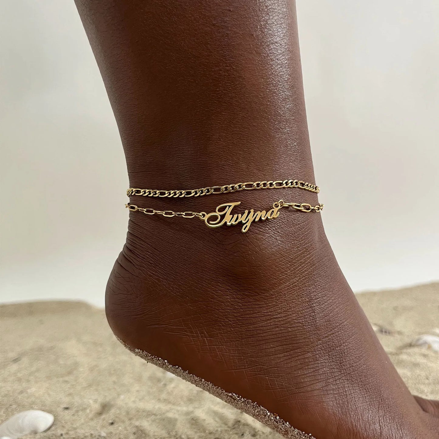 Vnox Personalized Name Anklet – Custom Gold Stainless Steel Chain Bracelet for Women | خلخال مخصص باسم من Vnox – سلسلة من الستانلس ستيل الذهبي بتصميم شخصي أنيق للنساء