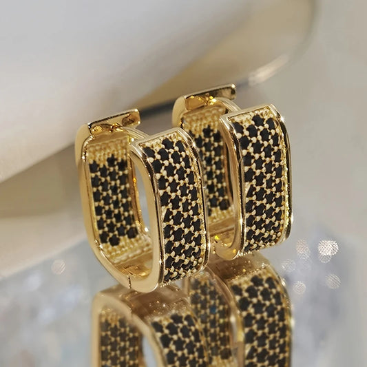 ✨ Huitan Korean CZ Paved Hoop Earrings – Gold/Silver Simple Fashion Jewelry 🔷 أقراط هويتان الكورية بحلقات مرصعة بالزركون – بلون ذهبي أو فضي، تصميم بسيط وأنيق