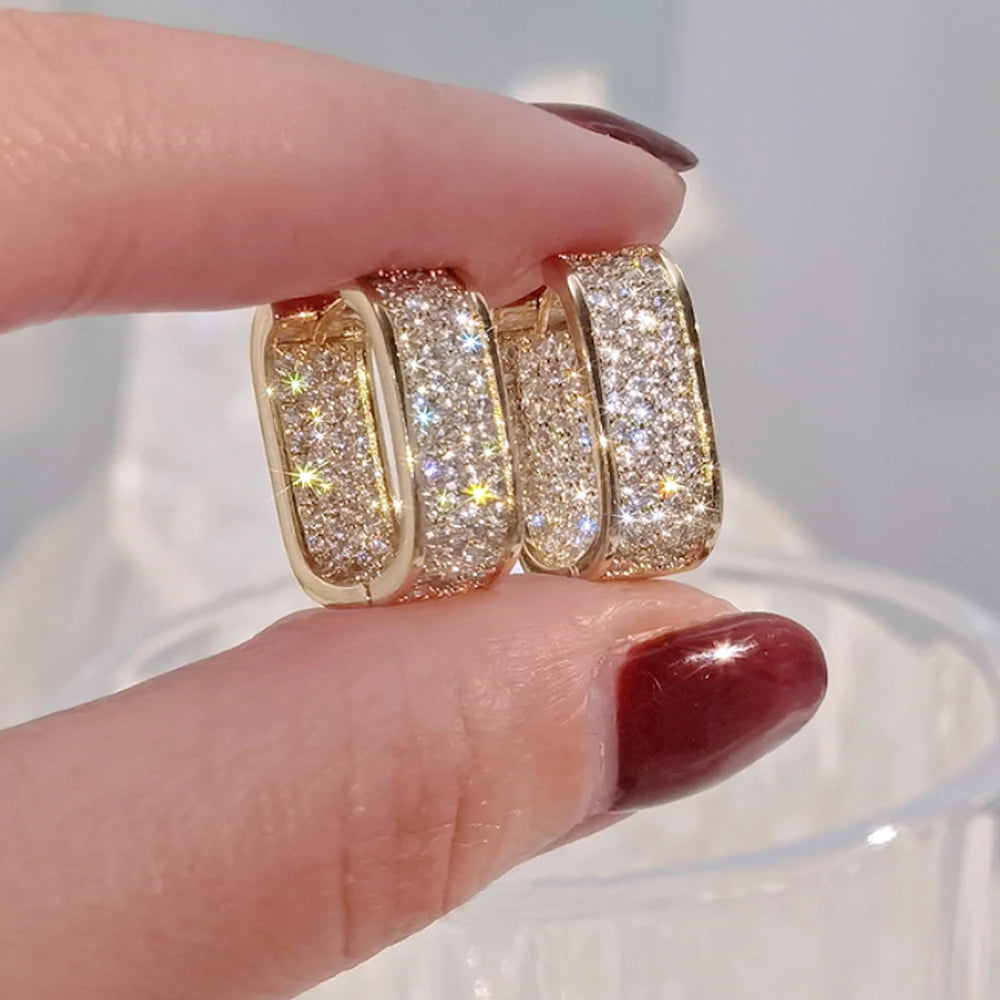 ✨ Huitan Korean CZ Paved Hoop Earrings – Gold/Silver Simple Fashion Jewelry 🔷 أقراط هويتان الكورية بحلقات مرصعة بالزركون – بلون ذهبي أو فضي، تصميم بسيط وأنيق