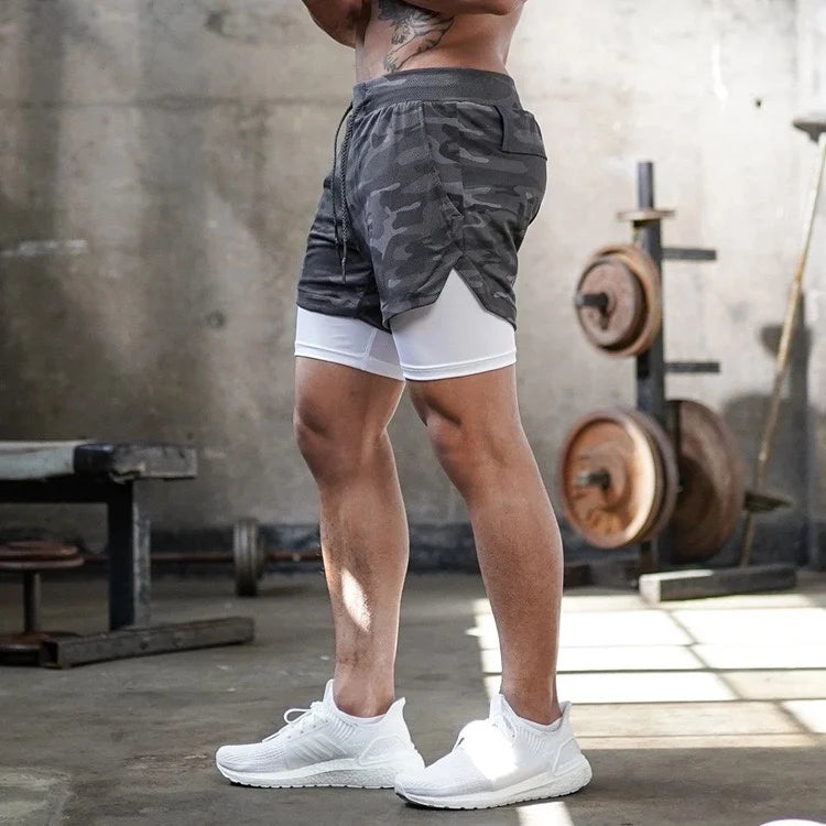🩳 Men's Camouflage Mesh Running Shorts – Multi-Pocket Fitness & Beachwear | شورت رجالي رياضي بطبعة التمويه – شبكي وخفيف بجيوب متعددة للجيم والشاطئ