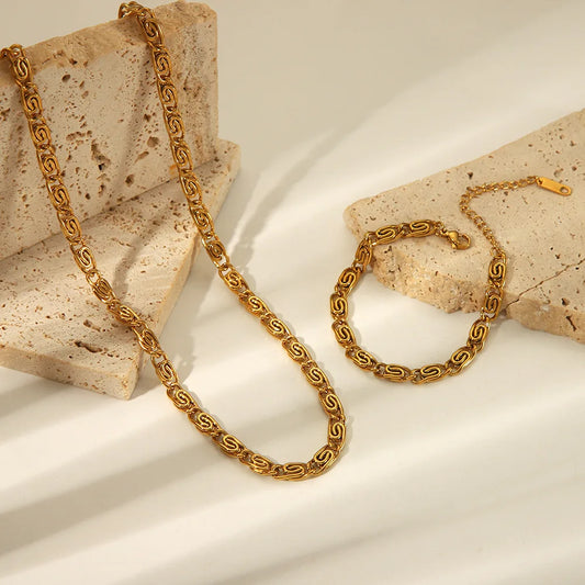 💫 18K Gold Plated Geometric Circle Jewelry Set – Necklace & Bracelet | طقم مجوهرات دائري هندسي مطلي ذهب عيار 18 – عقد وسوار نسائي