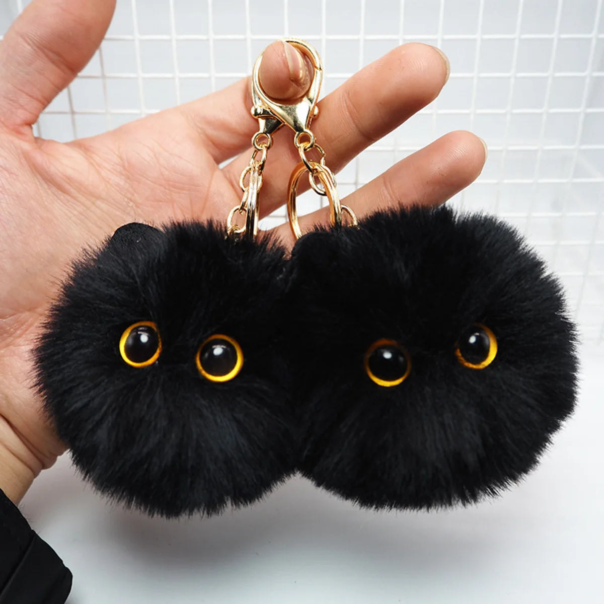 Cute Plush Cat Keychain – Cartoon Doll Pendant for Bags, Cars & Gifts | سلسلة مفاتيح قطة محشوة لطيفة – دمية كرتونية مخصصة للحقائب، السيارات والهدايا