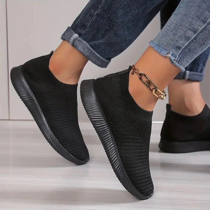 Women’s Breathable Mesh Sock Sneakers – Lightweight Woven Low-Top Running & Walking Shoes | سنيكرز نسائي شبكي بتصميم جورب – خفيفة الوزن ومنسوجة للمشي والجري والأداء الرياضي