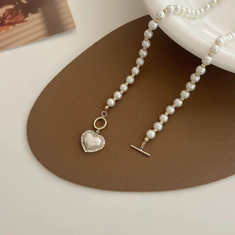 ✨ Elegant Pearl Heart Pendant Necklace – Korean Style Luxury Chain 🔷 عقد أنيق بلؤلؤ صناعي مع تعليقة قلب – تصميم فاخر كوري للنساء والبنات