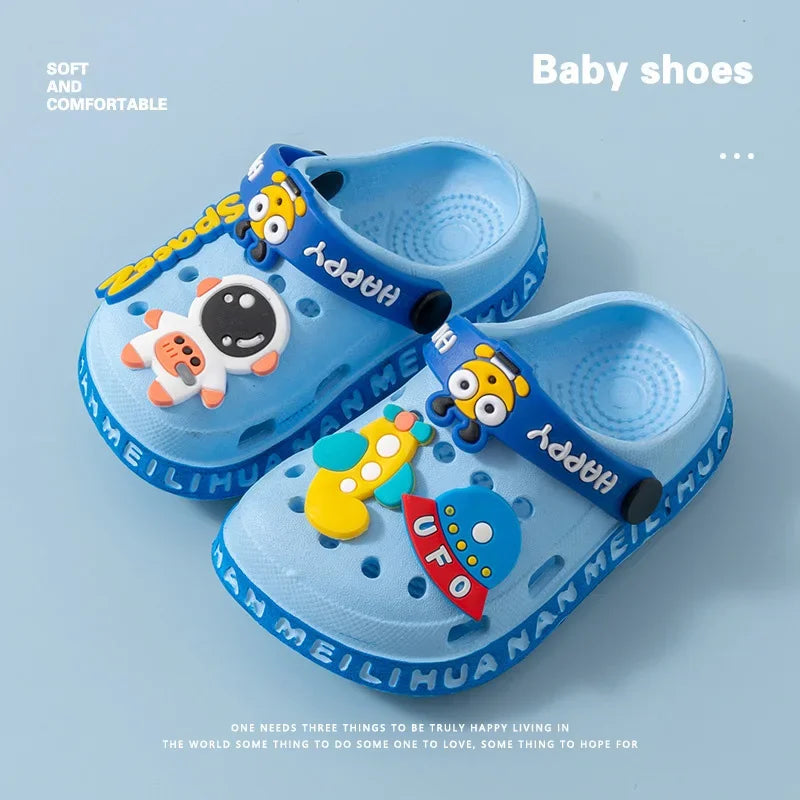 🐾 Cute EVA Cartoon Garden Sandals – Summer Beach Slippers for Kids | صنادل أطفال كرتونية خفيفة – شباشب صيفية عالية الجودة للحديقة والشاطئ
