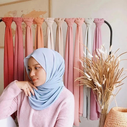 🌙 Muslim Chiffon Hijab Scarf for Women 🧣 – Solid Color Long Head Wrap Lightweight Veil | حجاب شيفون نسائي طويل – شال سادة بألوان أنيقة وخامة خفيفة