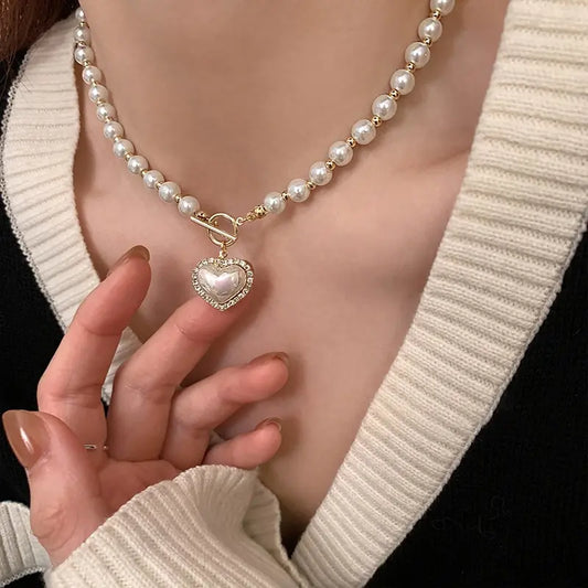 ✨ Elegant Pearl Heart Pendant Necklace – Korean Style Luxury Chain 🔷 عقد أنيق بلؤلؤ صناعي مع تعليقة قلب – تصميم فاخر كوري للنساء والبنات
