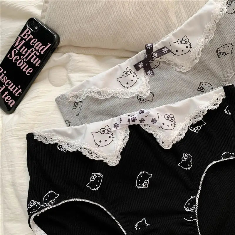 ✨ Kawaii Hello Kitty Triangular Cotton Underwear – Soft, Breathable & Cute Gift for Girls 🔷 سروال نسائي مثلث من قطن ناعم – بتصميم هالو كيتي الكرتوني اللطيف، مثالي كهدية للبنات