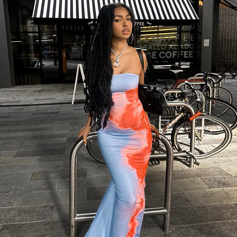 🔥 Strapless Printed Tube Maxi Dress for Women 👙 – Backless Off-Shoulder Y2K Summer Beach Dress | فستان ماكسي نسائي بدون أكتاف – تصميم صيفي مطبوع مكشوف الظهر بأسلوب Y2K